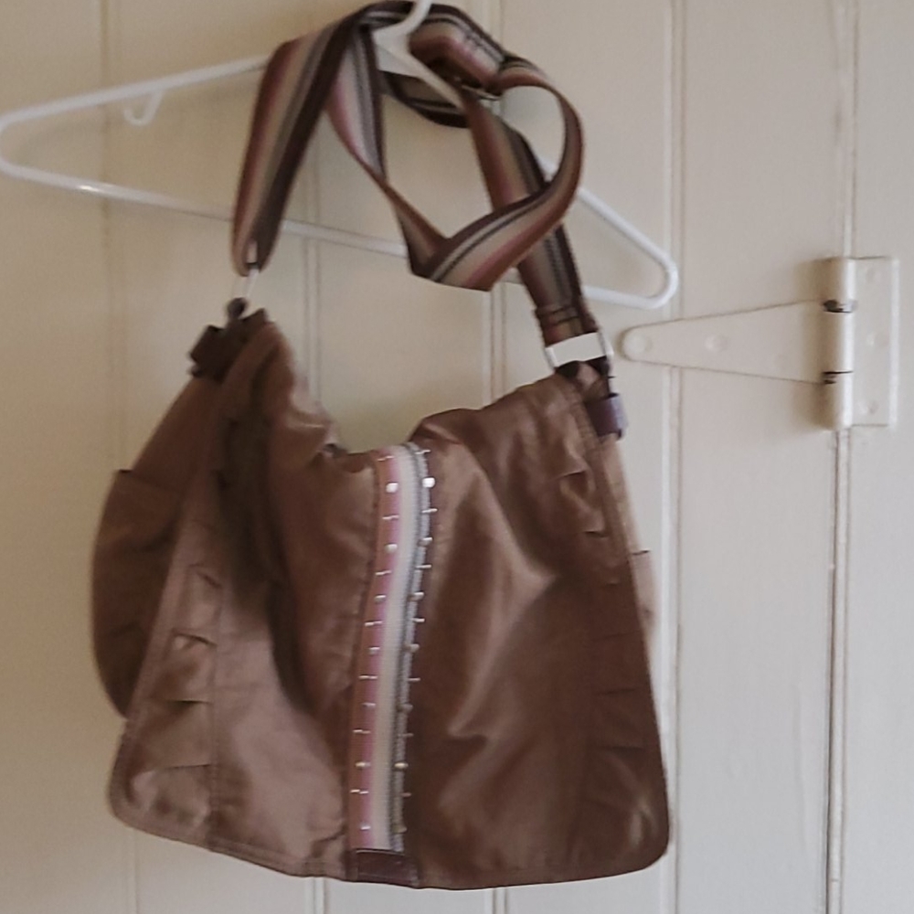 Relic Messenger Bag - Picture 2 of 3
